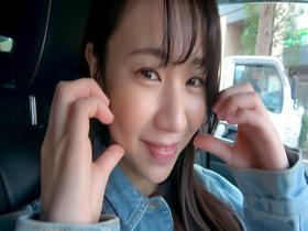 完全プライベート映像　透明感と小悪魔のハイブリッド　五芭ちゃんと初めての二人きりお泊まり サンプル動画サムネイル